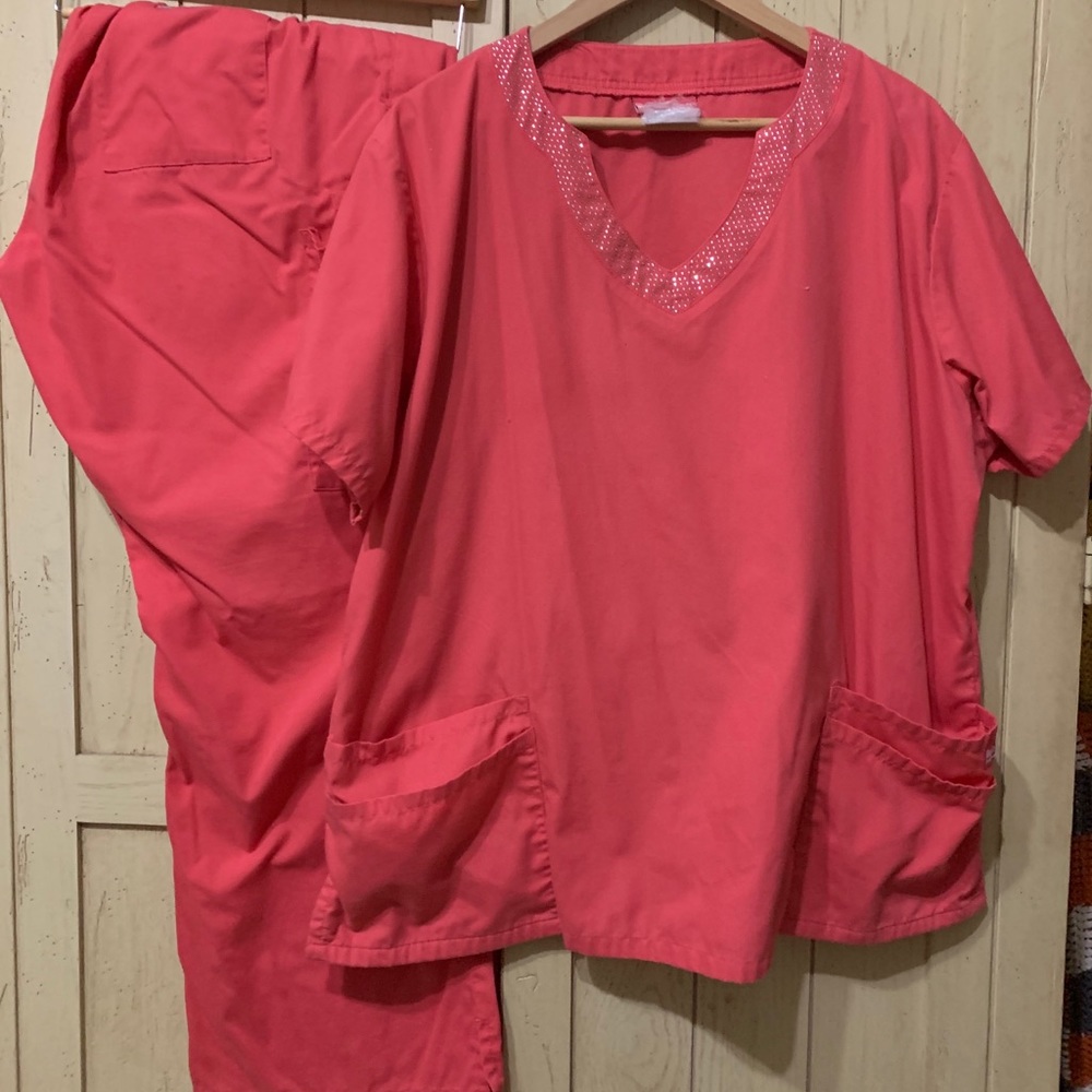 Scrub Set